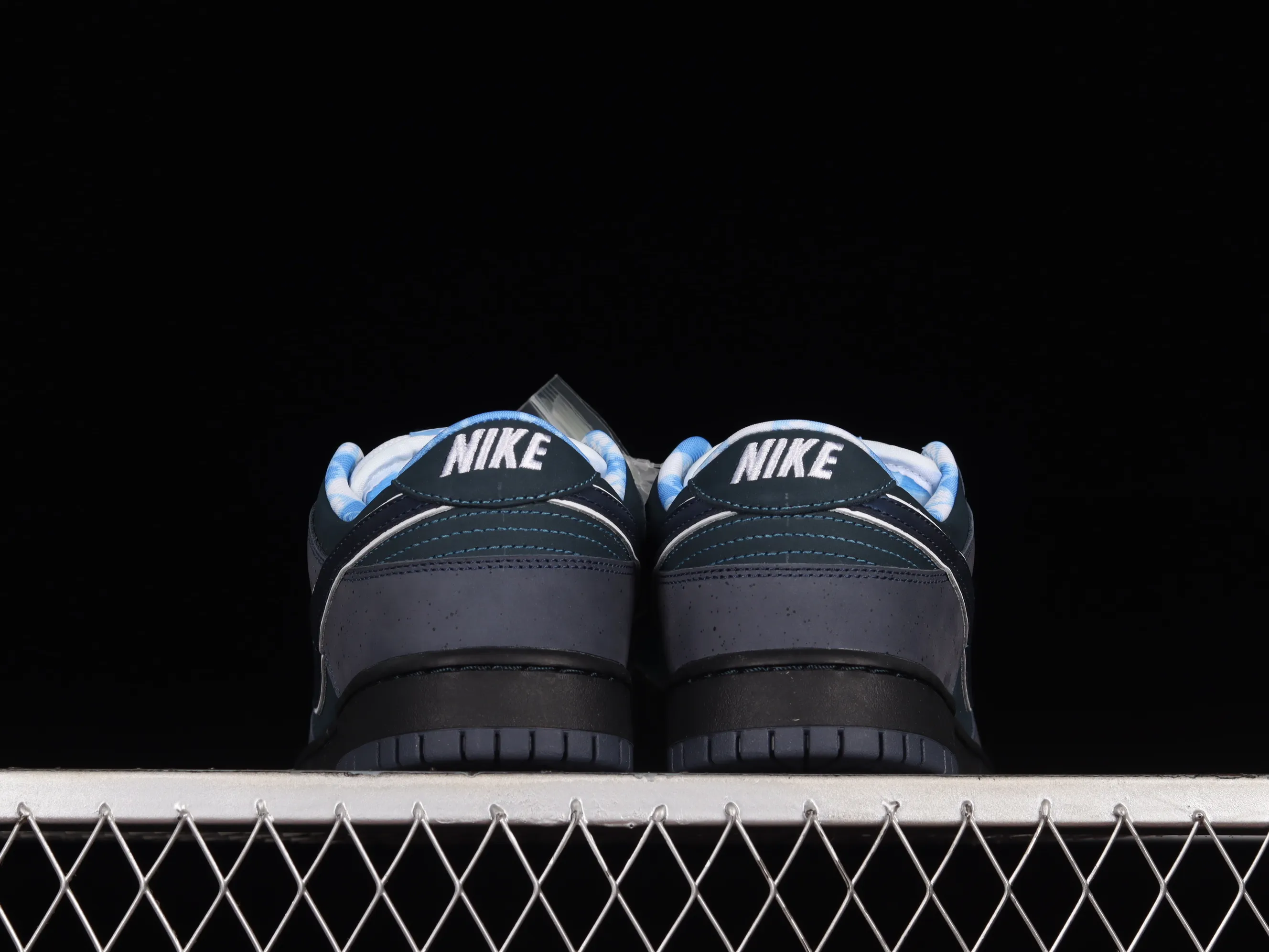 All categories Nk SB Dunk Series Nk SB Dunk Low low-top sneakers pure original version Concepts x Nk Dunk Low Pro SB "Blue Lobster" full-layer blue lobster SB low-top sports and leisure sneakers 313170-342